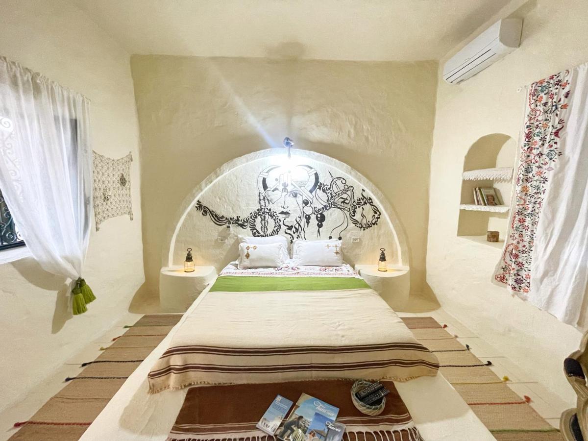 Dar Oueghlani - Maison D'Hotes El Mây Esterno foto