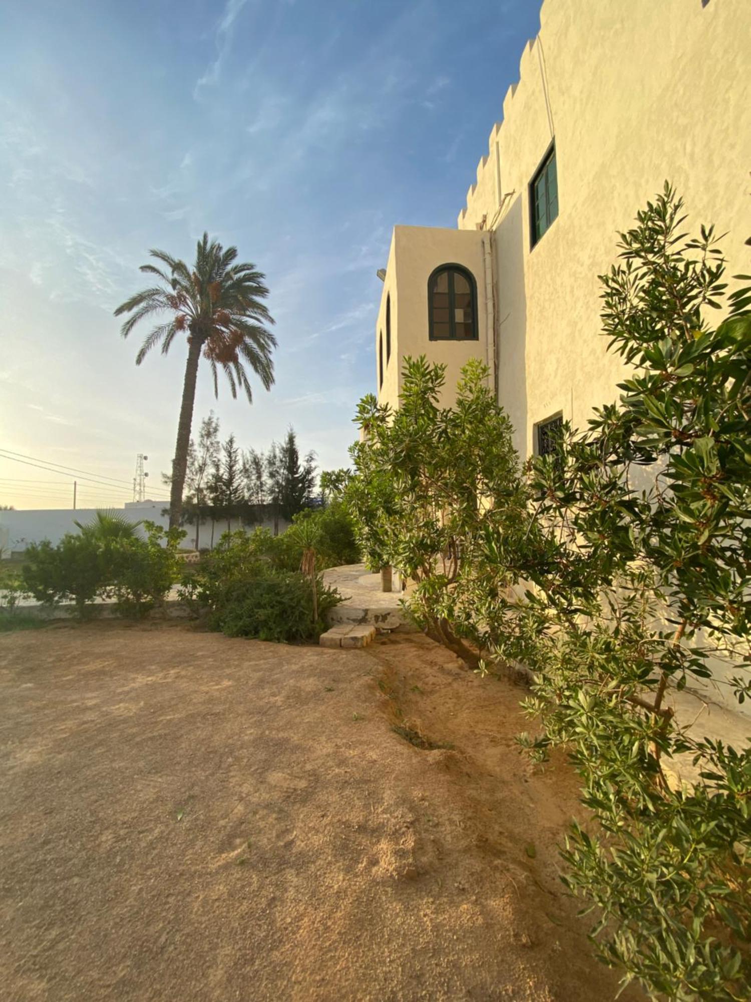 Dar Oueghlani - Maison D'Hotes El Mây Esterno foto