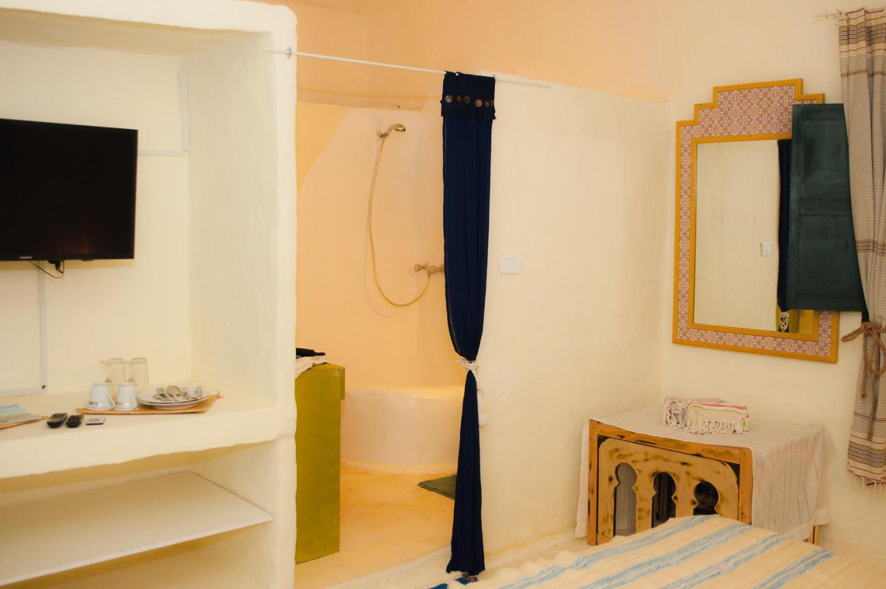 Dar Oueghlani - Maison D'Hotes El Mây Esterno foto