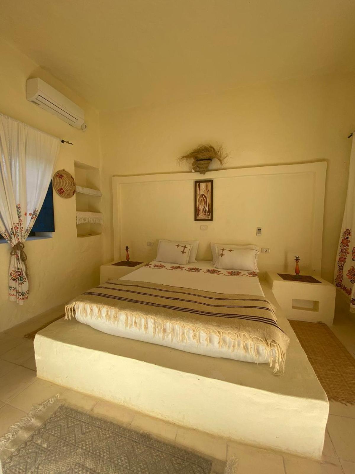 Dar Oueghlani - Maison D'Hotes El Mây Esterno foto