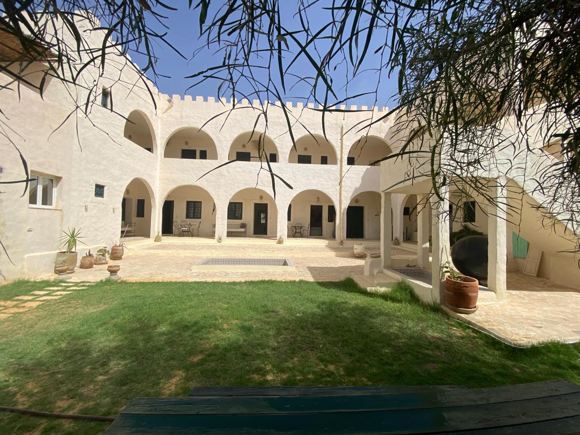 Dar Oueghlani - Maison D'Hotes El Mây Esterno foto